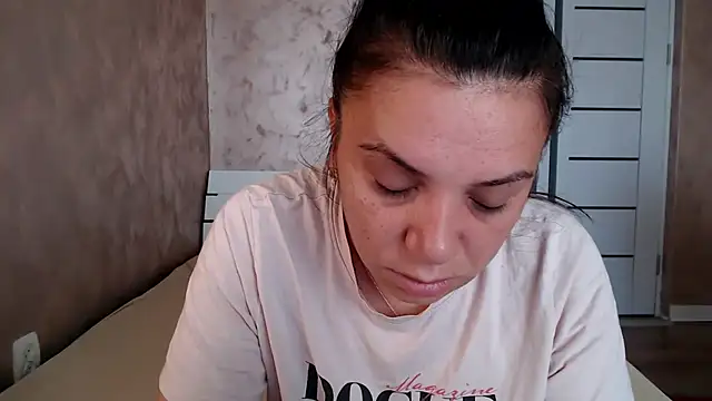 Snapshot of LorraGrey chatting on July 14, 2026, 3:33 am LorraGrey online show from July 14, 2026, 3:33 am