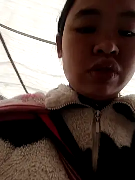 Jyllyy online show from February 1, 2026, 3:05 am