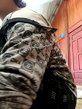 Snapshot of hot-luna- chatting on February 18, 2026, 12:39 am hot-luna- online show from February 18, 2026, 12:39 am