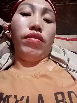 Snapshot of hot-luna- chatting on March 7, 2026, 12:13 pm hot-luna- online show from March 7, 2026, 12:13 pm