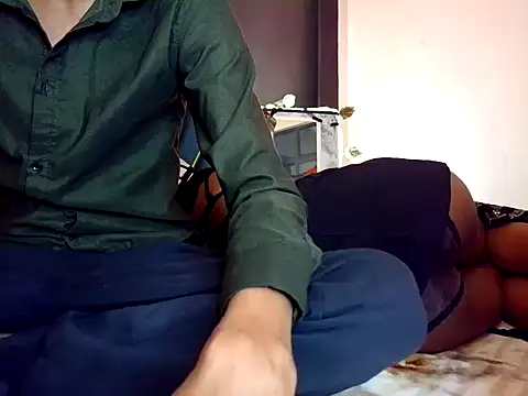Indian-gentleman teen online show from February 13, 2026, 7:43 pm