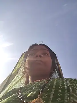 Hotty raghni online show from March 13, 2026, 3:35 am