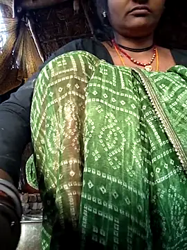 Hotty raghni online show from March 15, 2026, 1:44 am