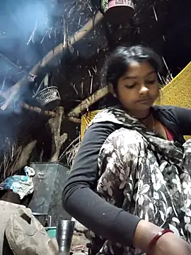 Hotty raghni online show from March 18, 2026, 10:35 pm