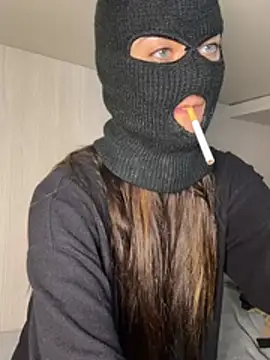 la mora69 online show from April 5, 2026, 11:46 pm