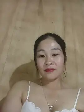 Snapshot of Dunk-namic chatting on August 2, 2026, 2:26 pm Dunk-namic online show from August 2, 2026, 2:26 pm