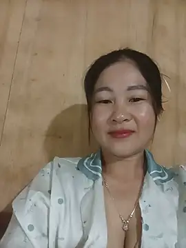 Snapshot of Dunk-namic chatting on August 9, 2026, 12:23 am Dunk-namic online show from August 9, 2026, 12:23 am