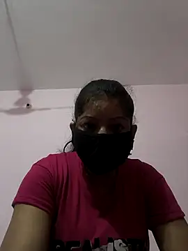 Suhanahotty1 online show from February 14, 2026, 9:44 pm