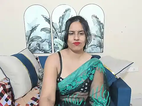 sara conorr online show from May 15, 2026, 3:57 am