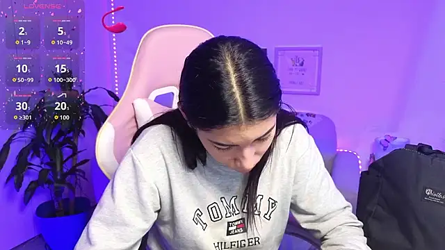 Sofiagomez777 online show from February 3, 2026, 11:48 am