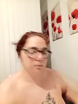 pulpeuse64 online show from February 7, 2026, 8:51 am