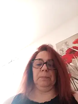 pulpeuse64 online show from February 21, 2026, 12:28 pm