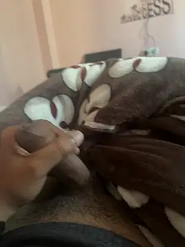 pradeep8704 online show from February 8, 2026, 4:38 am