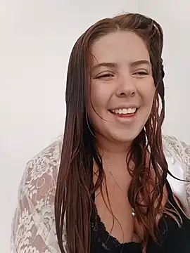 Snapshot of lyss_muller chatting on July 19, 2026, 3:27 pm lyss muller online show from July 19, 2026, 3:27 pm