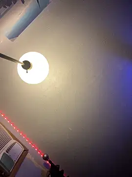 Tupapi696969q online show from March 19, 2026, 3:21 am