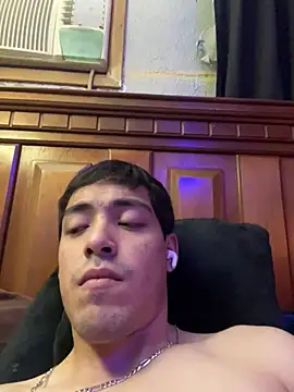 Snapshot of Tupapi696969q chatting on March 31, 2026, 7:09 am Tupapi696969q online show from March 31, 2026, 7:09 am