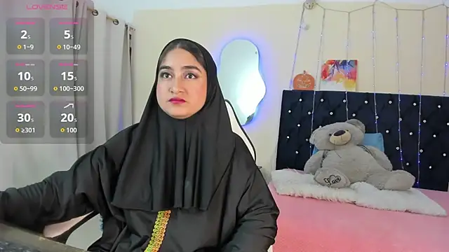 SamiraAwada online show from May 5, 2026, 7:11 pm