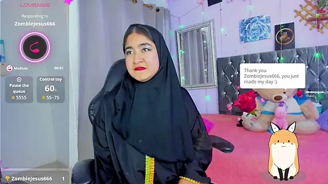 SamiraAwada online show from June 4, 2026, 7:42 pm
