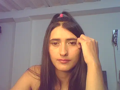 natys123 online show from February 9, 2026, 4:27 am