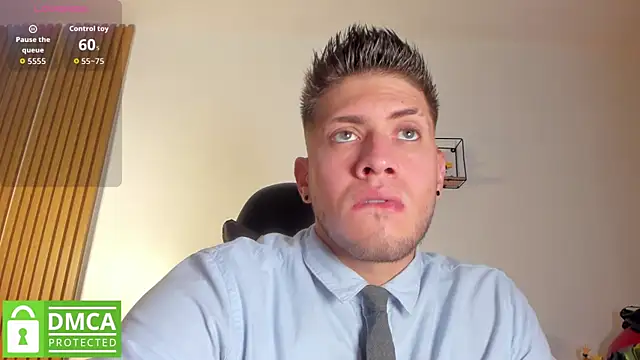 SebastianMaximoff  online show from May 13, 2026, 7:33 pm