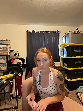ThornsandHoney online show from May 16, 2026, 10:08 pm