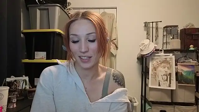 ThornsandHoney online show from May 18, 2026, 5:57 am