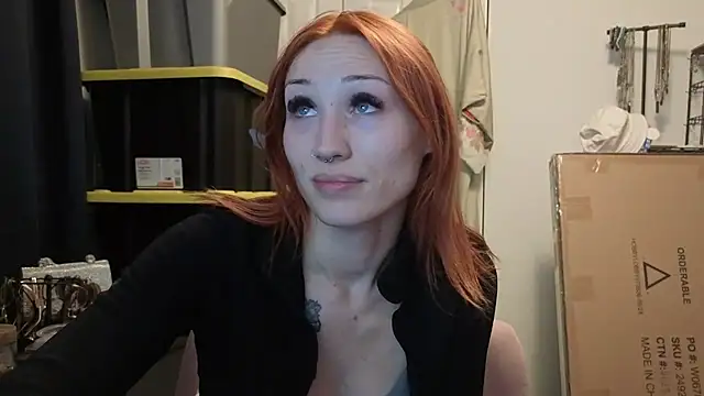 ThornsandHoney online show from May 29, 2026, 4:21 am
