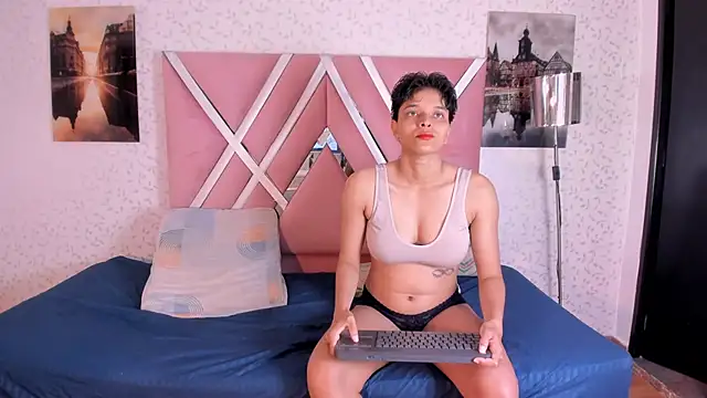 natasha and zoe online show from March 16, 2026, 4:33 pm