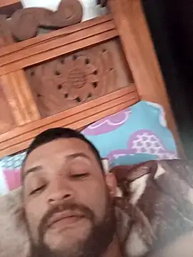 Hot Veteran 1 online show from February 12, 2026, 6:58 pm