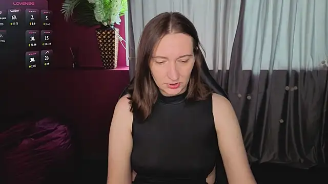 SelestiaSnata online show from June 27, 2026, 1:21 am