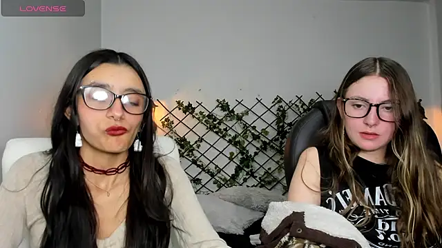 nana  rousse online show from March 19, 2026, 12:03 am