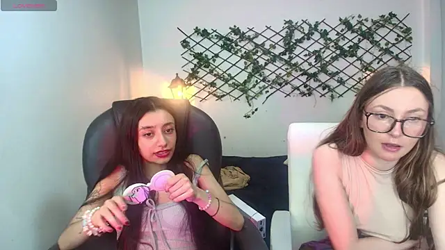 nana  rousse online show from March 28, 2026, 11:37 pm