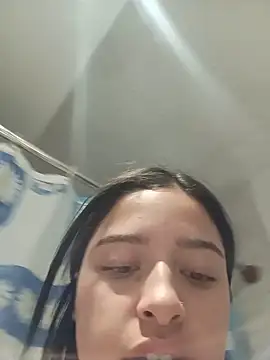 Snapshot of _juli17_ chatting on June 12, 2026, 10:30 pm juli17 online show from June 12, 2026, 10:30 pm