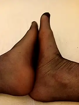 ullallalla online show from February 4, 2026, 6:47 pm