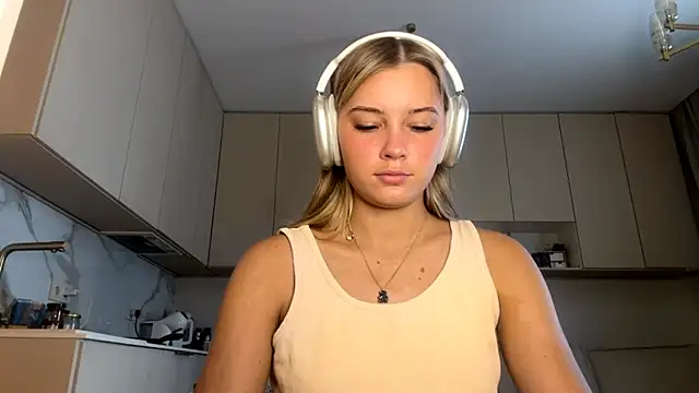 SeveralDip online show from February 23, 2026, 6:44 am