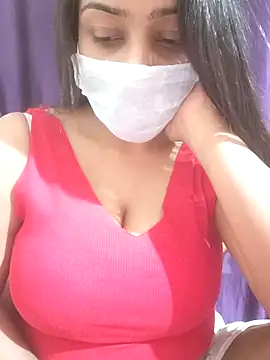 MidnightVibes  online show from February 2, 2026, 5:44 pm