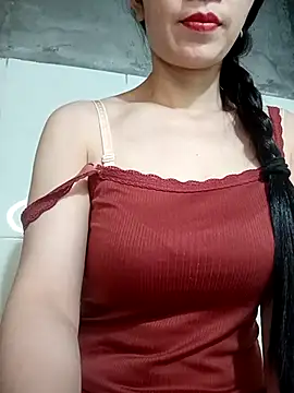 Vyvvyy69 online show from July 4, 2026, 10:27 pm