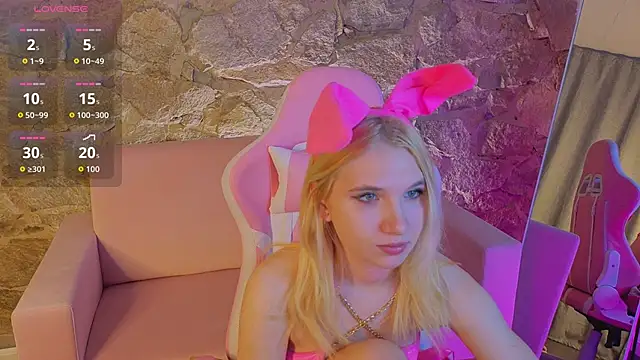 Iron Adele online show from February 3, 2026, 4:10 am