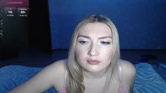 MiraRoy online show from March 5, 2026, 5:42 pm