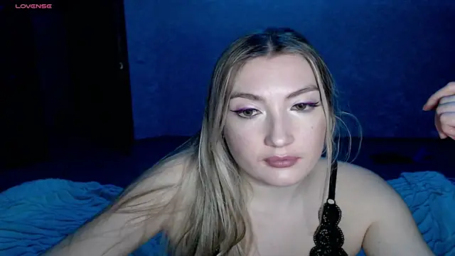 MiraRoy online show from March 6, 2026, 6:59 pm