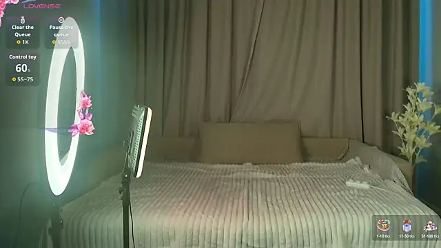 minny moon online show from March 13, 2026, 3:13 am