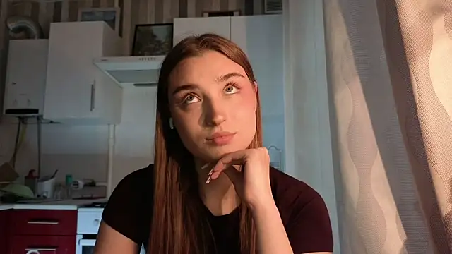 LissaBliss online show from May 7, 2026, 2:11 pm