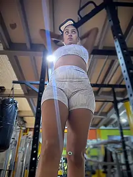 LunaHeat online show from February 19, 2026, 3:08 pm