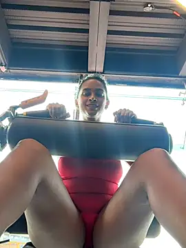 LunaHeat online show from March 23, 2026, 5:39 pm