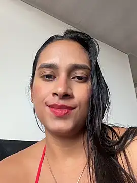 LunaHeat online show from June 13, 2026, 8:07 pm