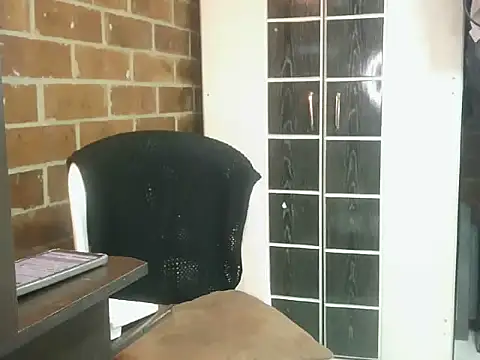 Snapshot of BelaDeimonsX chatting on March 27, 2026, 3:56 am BelaDeimonsX online show from March 27, 2026, 3:56 am