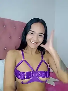 Maria x Alejandra online show from February 23, 2026, 7:00 pm