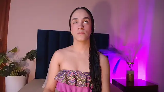 CelesteQueeen online show from June 13, 2026, 12:25 pm