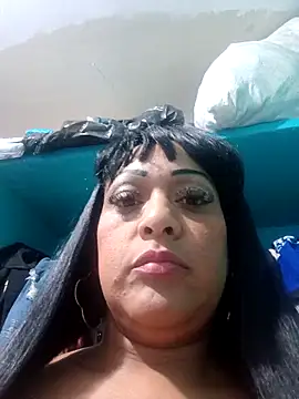 SabrinaColin online show from May 3, 2026, 9:54 pm