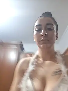 Snapshot of ElleanorPink chatting on March 1, 2026, 4:03 am ElleanorPink online show from March 1, 2026, 4:03 am